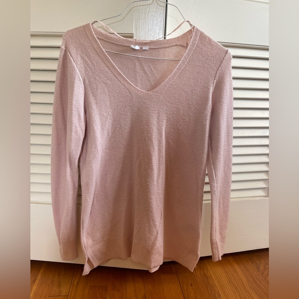 Lightweight Gap sweater